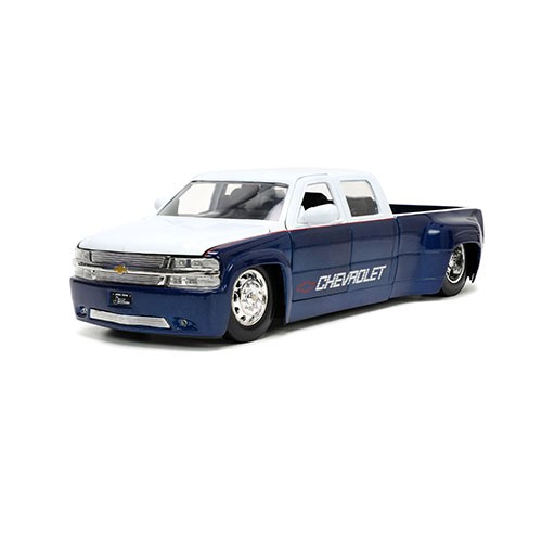 1999 Chevrolet Dooley Truck 1:24th Diecast