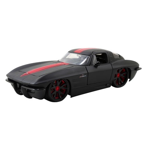 1963 Corvette Stingray 1:24 Scale Diecast 